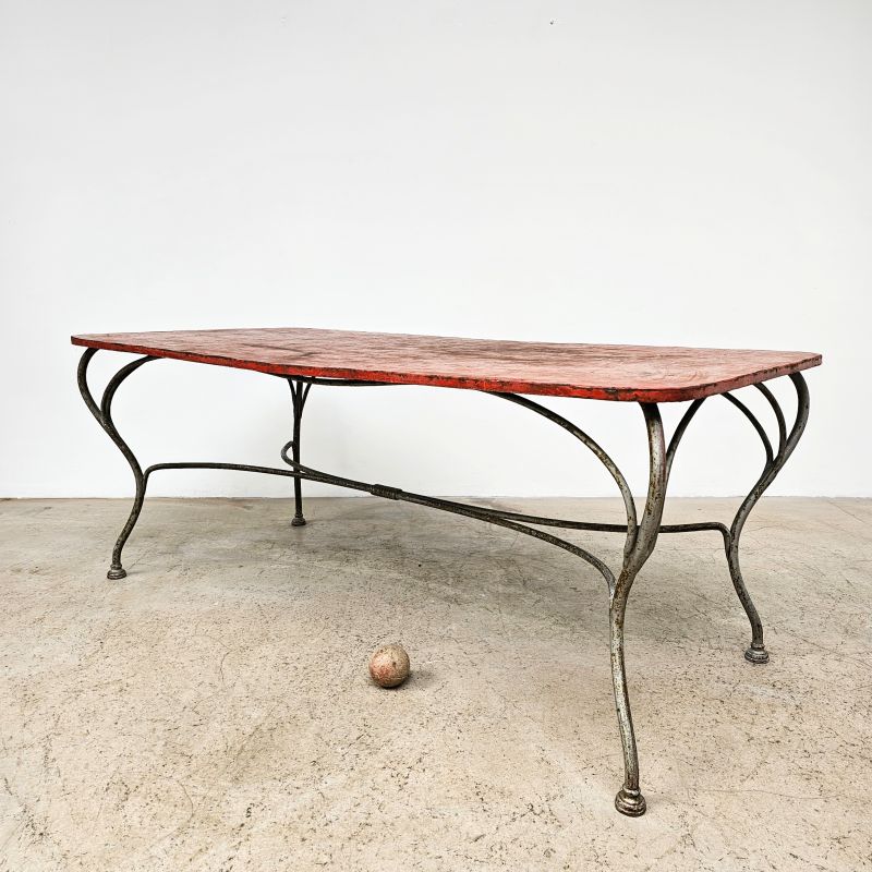 Grande table de jardin rivetée vers 1920