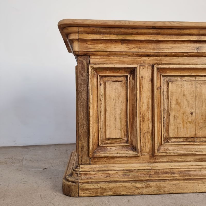 Nice pub counter circa 1900. Alternate view