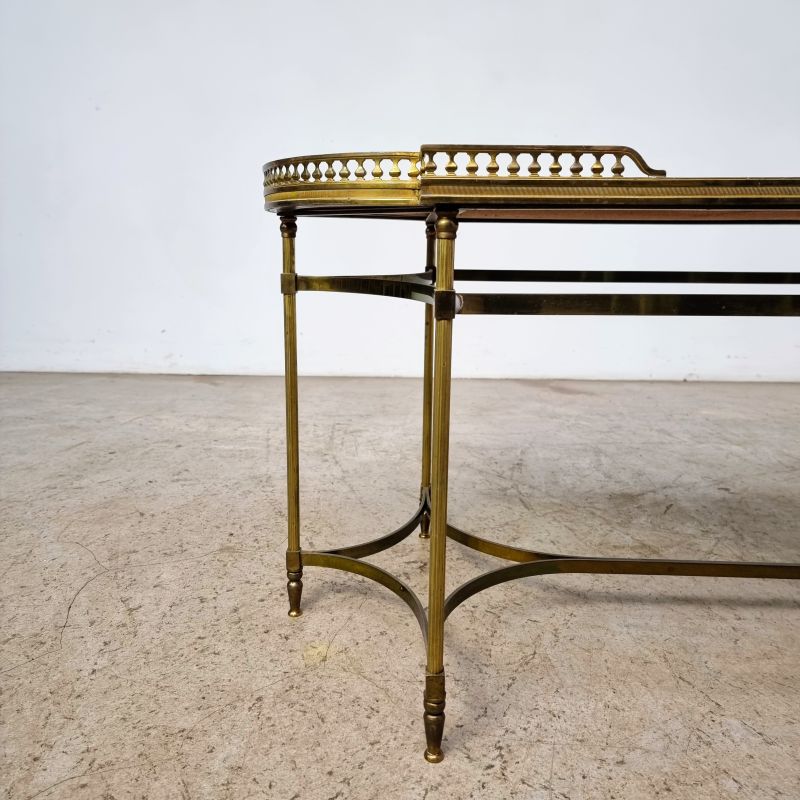 Nice brass coffee table XXéme, mirror top. Alternate view