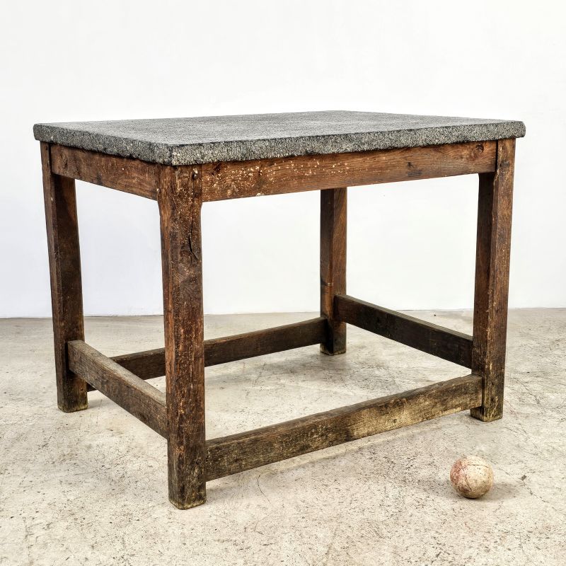 Table de travail en chêne dessus en pierre bleue