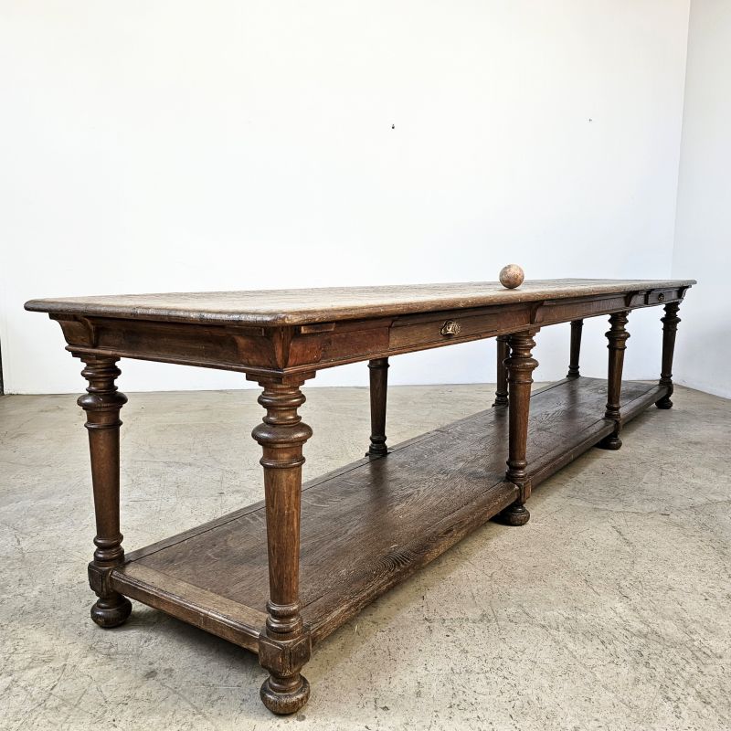Grande table de drapier 19ème en chêne à 8 pieds