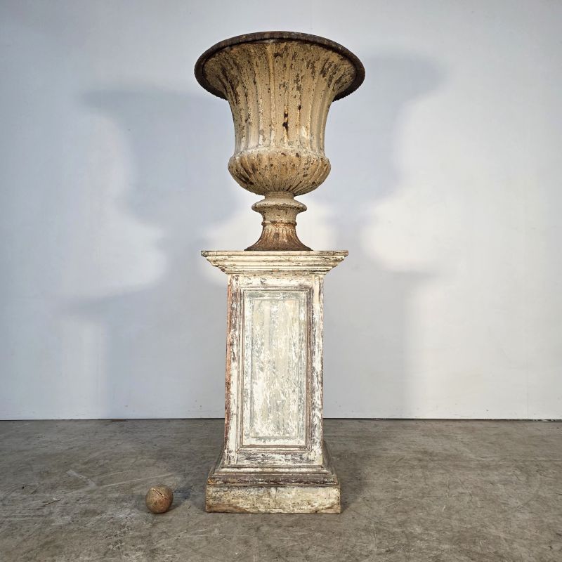 Grande vasque en fonte 19ème à cannelures