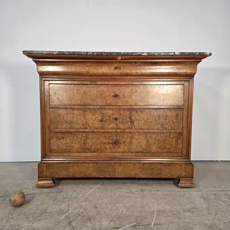19th walnut chest of drawers. Alternate view
