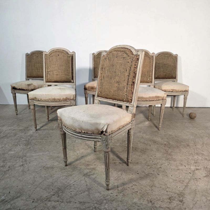 Série de 6 chaises 18éme d'époque Louis XVI