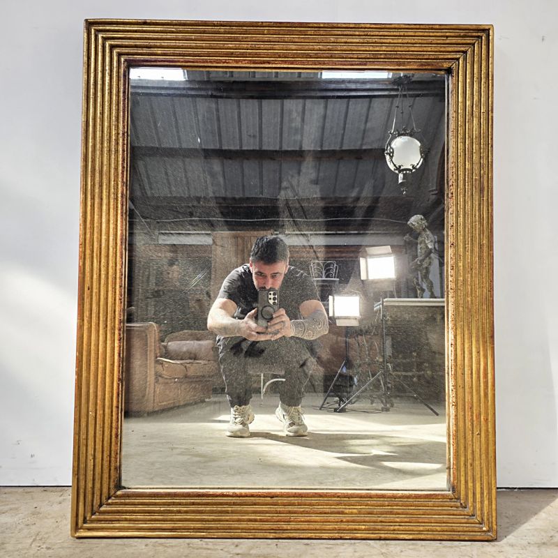 Beautiful 18th gilded mirror